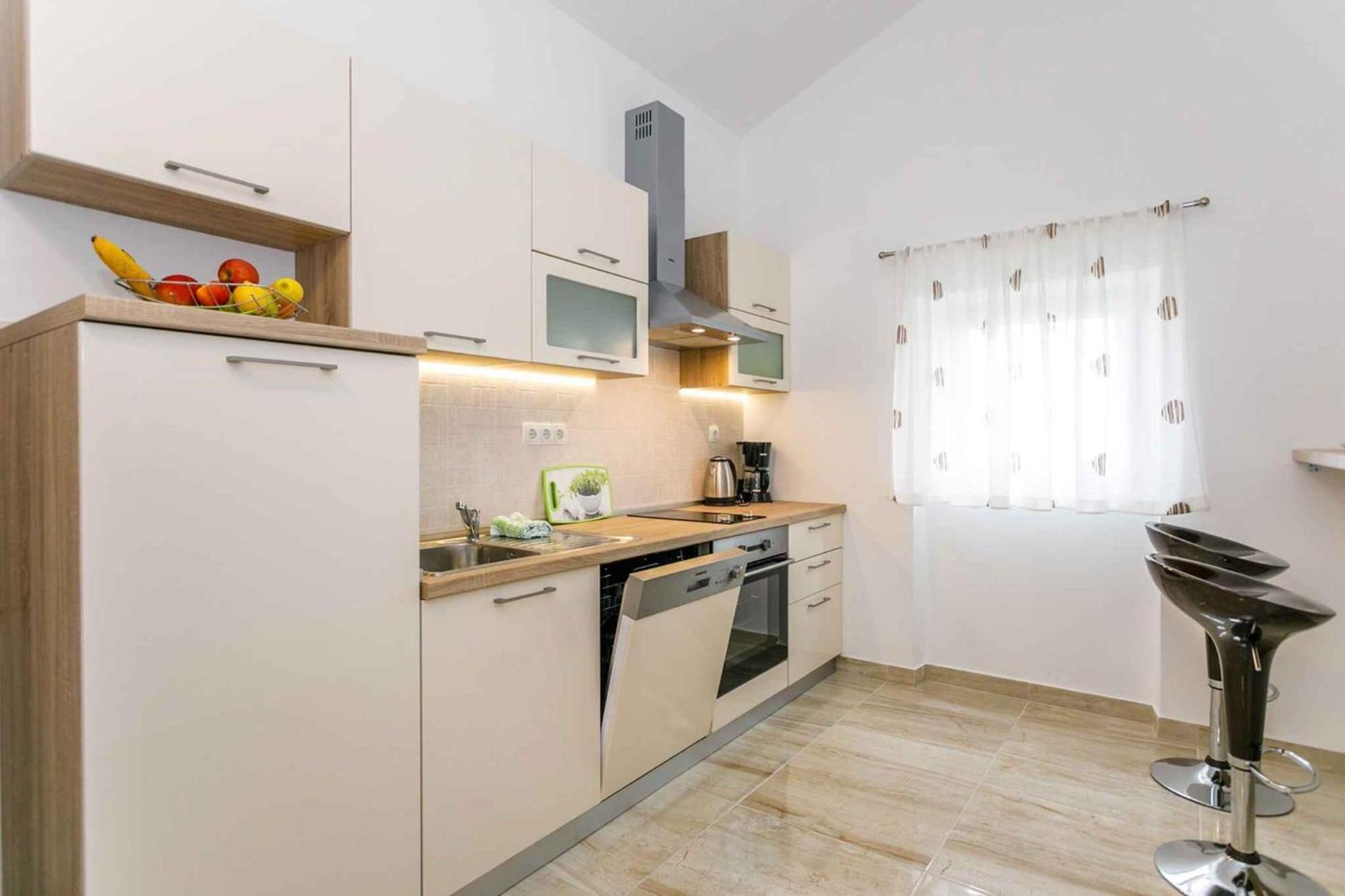 Apartment In Malinska/Insel Krk 38057 Zewnętrze zdjęcie
